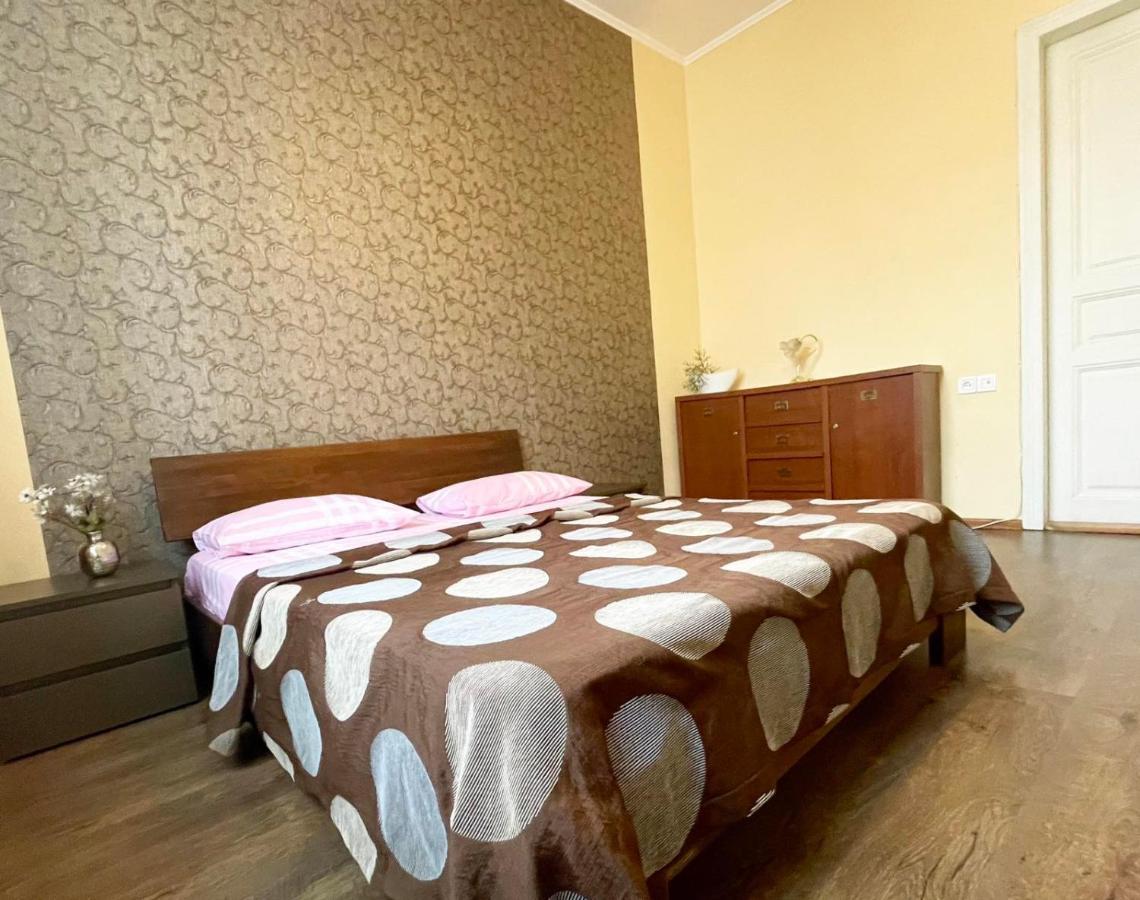 Крехівська 5,Апартаменти В Центрі, Дві Спальні Leopoli Esterno foto