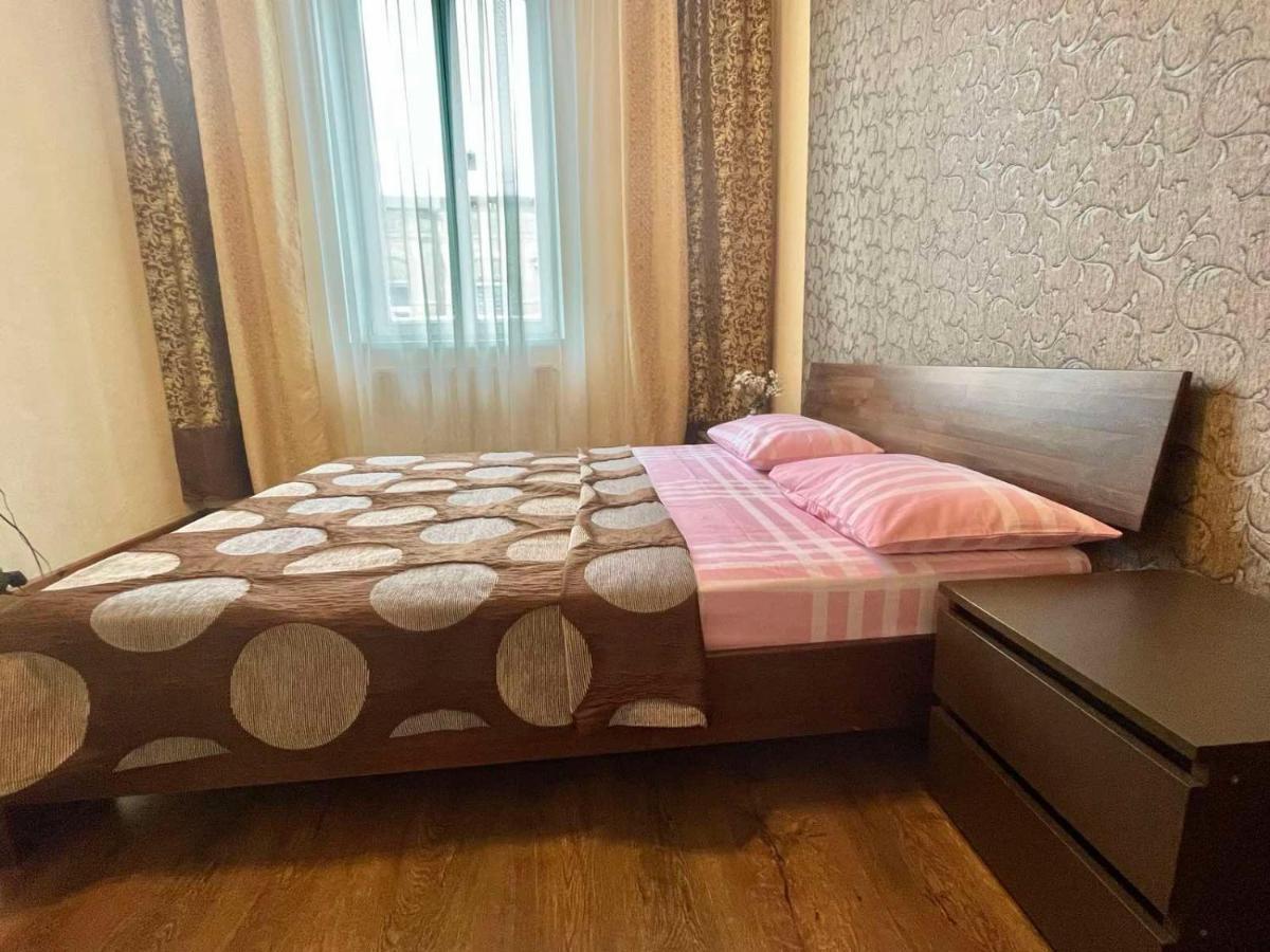 Крехівська 5,Апартаменти В Центрі, Дві Спальні Leopoli Esterno foto