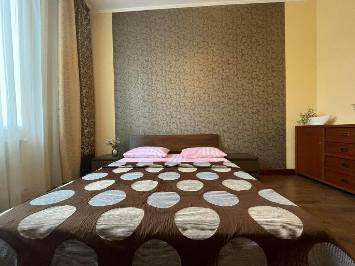 Крехівська 5,Апартаменти В Центрі, Дві Спальні Leopoli Esterno foto